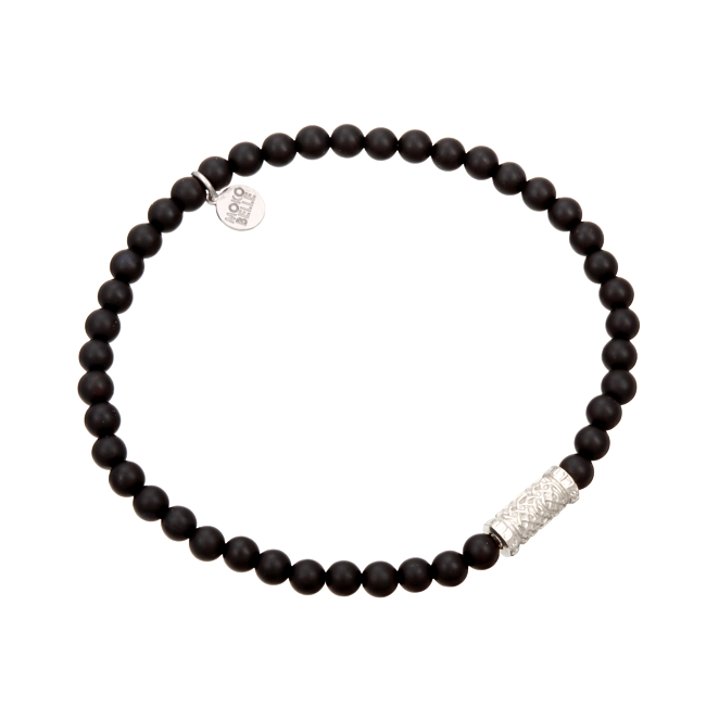 Onyx bracelet with silver element